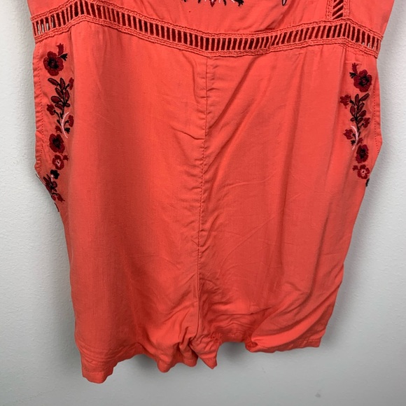 Coco + Jaimeson Floral Coral Embroidered Romper - Picture 4 of 13